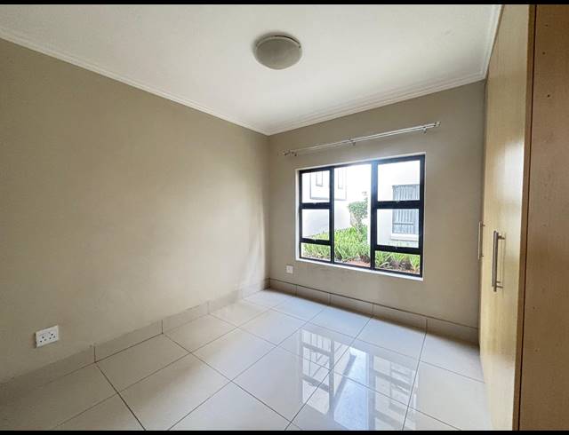 3 BEDROOM APARTMENT FOR SALE IN UMHLANGA RIDGE